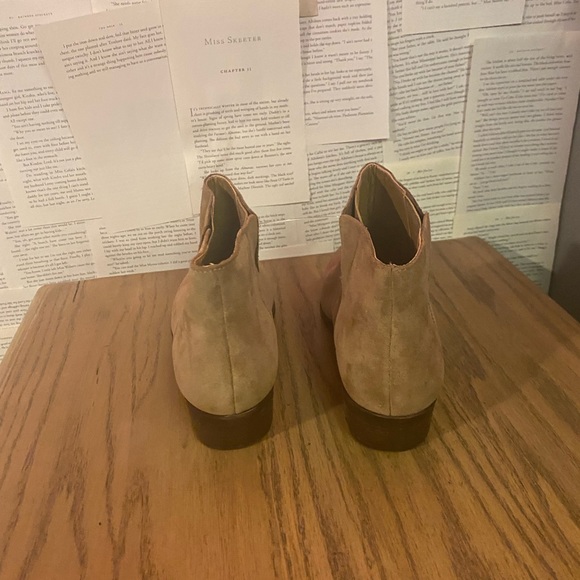 Lucky brand boots, new without tags - Picture 2 of 4